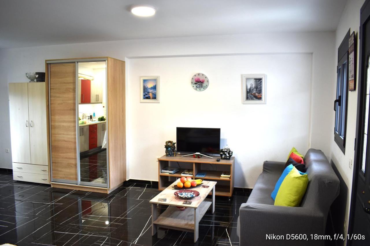 Istron Corner Apartments ภายนอก รูปภาพ
